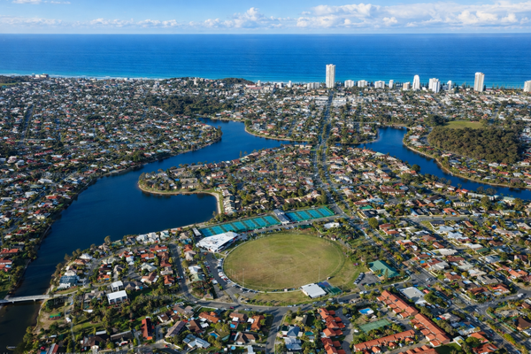 Is Now a Good Time to Buy in Burleigh Waters?